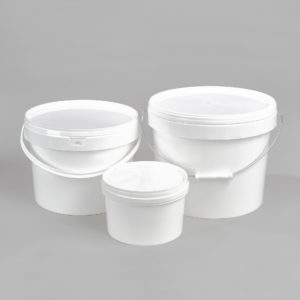 Kunststoff-Rundeimer, weiß, mit Tragebügel aus Kunststoff oder Metall, incl. weißem Deckel, Füllvolumen 3 Liter, 5 Liter, 10 Liter, 16,5 Liter, 20 Liter